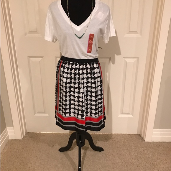 Anne Klein Houndstooth Print A-line Skirt - Picture 1 of 3
